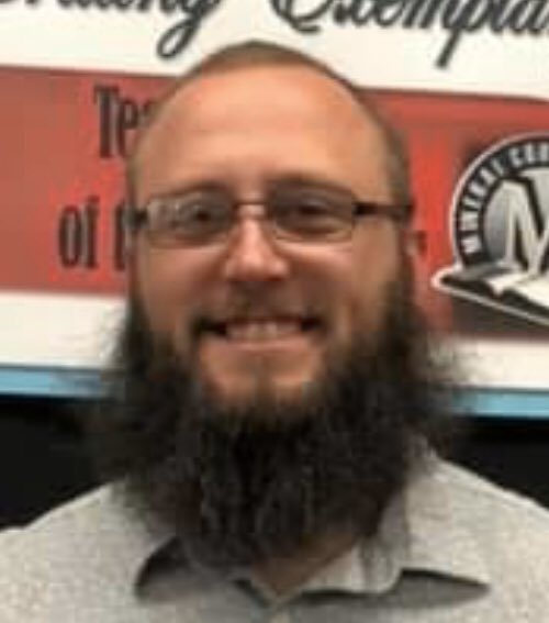 ChapinJewell's tweet photo. Breaking News 
(Mineral News-Tribune Sports)

Long time Keyser Assistant Coach Derek Stephen has officially been Board approved as the new Head Football Coach at Keyser High School.
#wvprepfb
@CoachStephen13 
@KeyserHigh 
@GoldenTornadoFB 
@keyser_krazies https://t.co/zxd0KpyeXP
