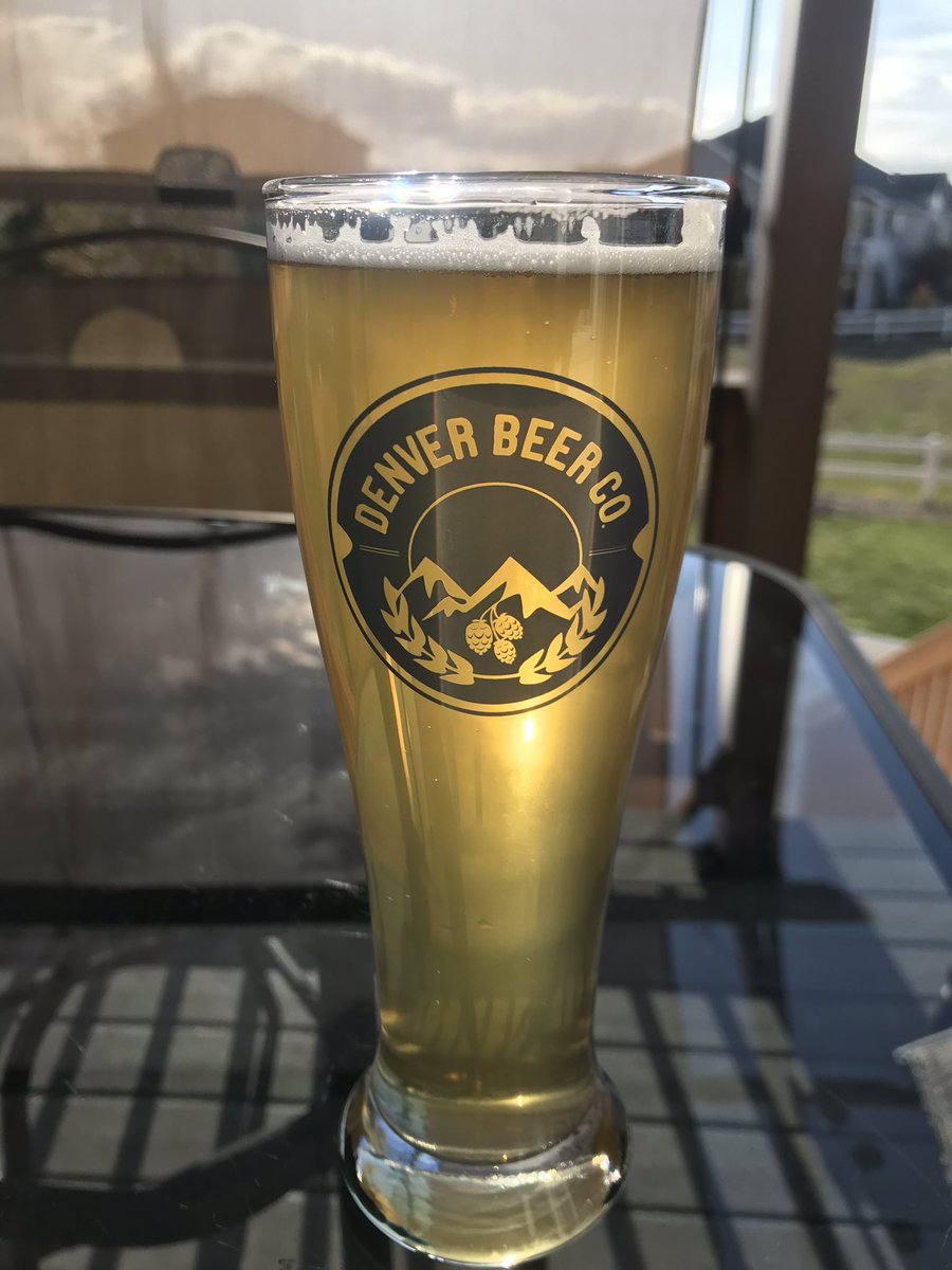 Sisubrewing's tweet photo. My lightest lager to date.  I’ll make this one again @DenverBeerCo I love these glasses #homebrew #lager #CraftBeer https://t.co/LbzXdCe4tt