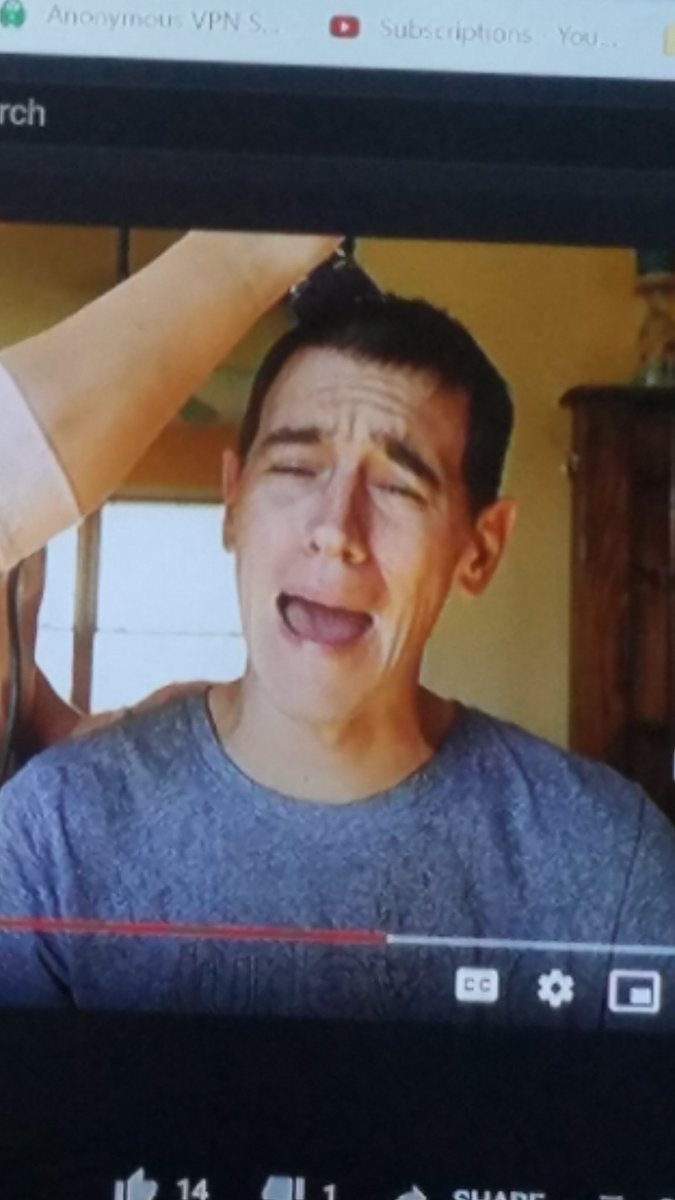 KathyBee86's tweet photo. @GilroyVlogs Oh my goodness! Had to pause your latest video to tweet you to say.... I really needed that laugh. Thank you so much. Your face at 2:40 on pause is priceless. https://t.co/NFRyUcw97E