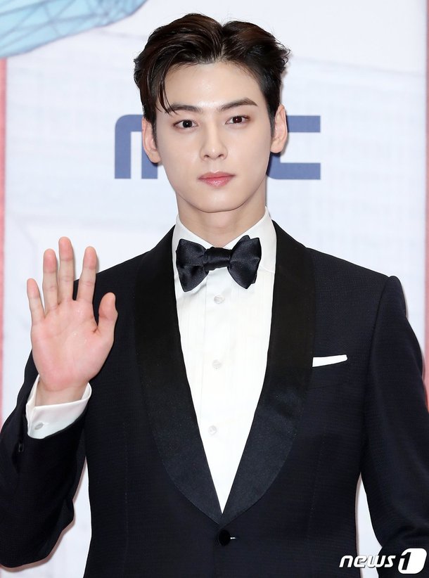 Pannkpop on X: Cha Eunwoo is the new fixed cast member of 'All The  Butlers', Knetz react   / X