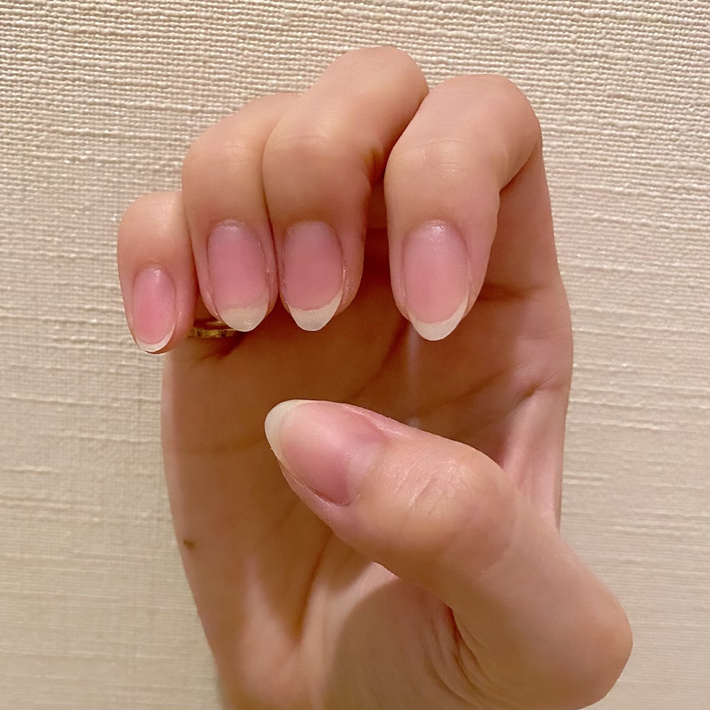 えっちゃんねる ボンボンtv 自粛期間でおうち時間が増えて マツエクやらネイル落とせなくて 困ってる人がいると聞いて ストーンやパーツびっちり ゴテゴテネイルや凹凸ネイル ハードジェルとソフトジェル いろんなジェルネイルを 100均の材料使って簡単