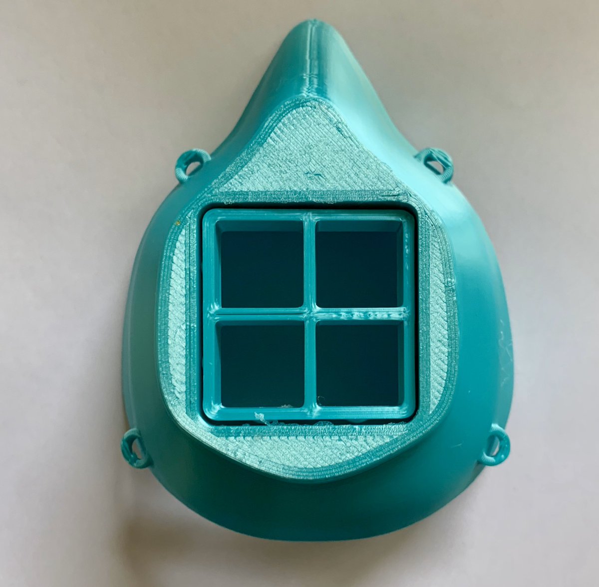 jojobickley's tweet photo. @DesignedBy_Us #DesignCorps lead #MakoNishimura, in Hawaii, designed this #3DPrinted #COVID19 mask available at https://t.co/IQDN5ulaJH. The mask works by securely fitting around the mouth & nose, strapping to the ears. Easy to disinfect & includes a disposable filter for reuse. https://t.co/r2g9mOYLCo