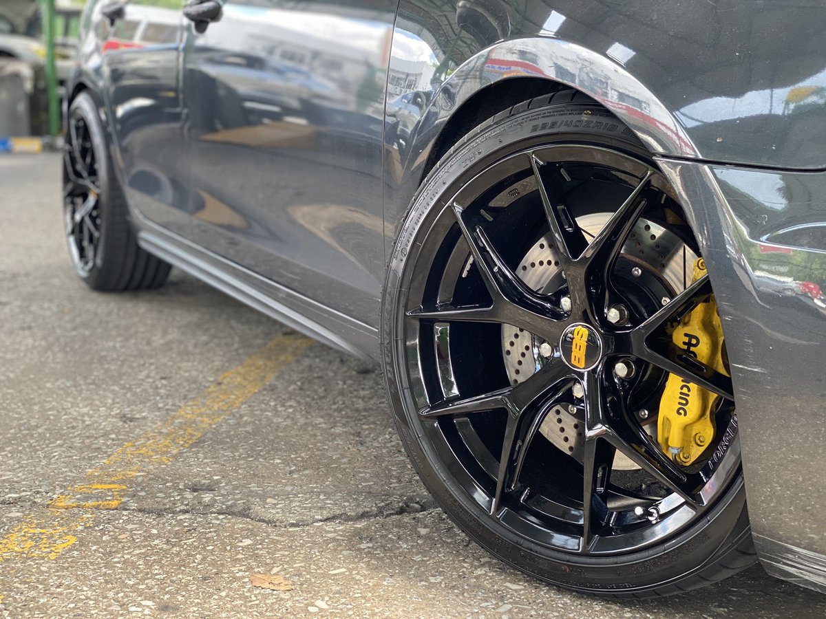 kingofrimsmy's tweet photo. VW Golf MK6 GTI with 5 spoke design rim
For inqury pls message me sms, wechat 012-9820693 or whatsapp me directly https://t.co/oNZrDy5LzS
#malaysiamotorsports #kingofrimsmy #newsportrims #vw #vwmalaysia #vwlove #vwforlife #vwclubmalaysia #mk6 #vwmk6 #vwmk6golf #golfmk6 https://t.co/iaXfJ8tabr