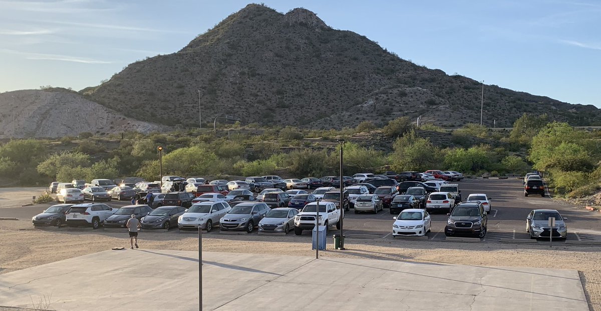 StanleyRoberts's tweet photo. Let's see how #socialdistancing is going at #dreamydraw in the @CityofPhoenixAZ, where the @PhoenixParks closed the picnic areas and that #6feetapart rule still applies.
#Arizona https://t.co/TGlo3mOb9K