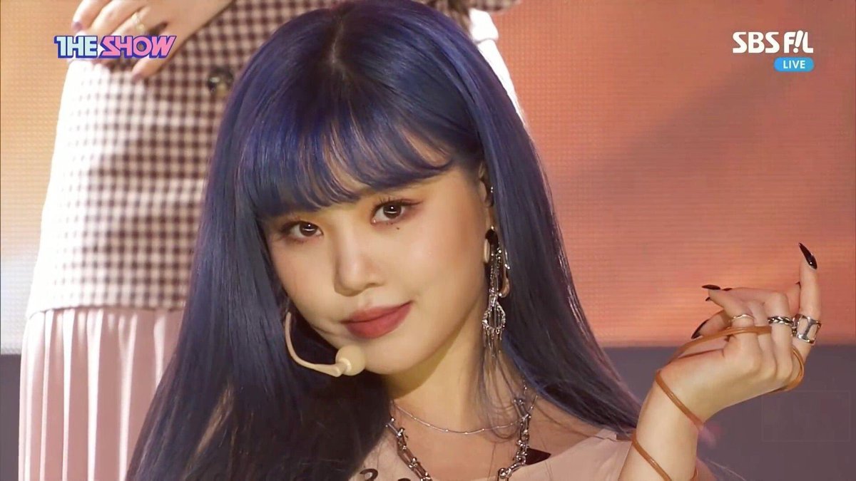 EpiNhule's tweet photo. 우리는 항상 무조건 당신을 사랑합니다 💙 
Neverland always love you, Soojinie 💙 
#WeloveSOOJIN
#OurBeautifulQueenSOOJIN https://t.co/UKzEU4pBU1