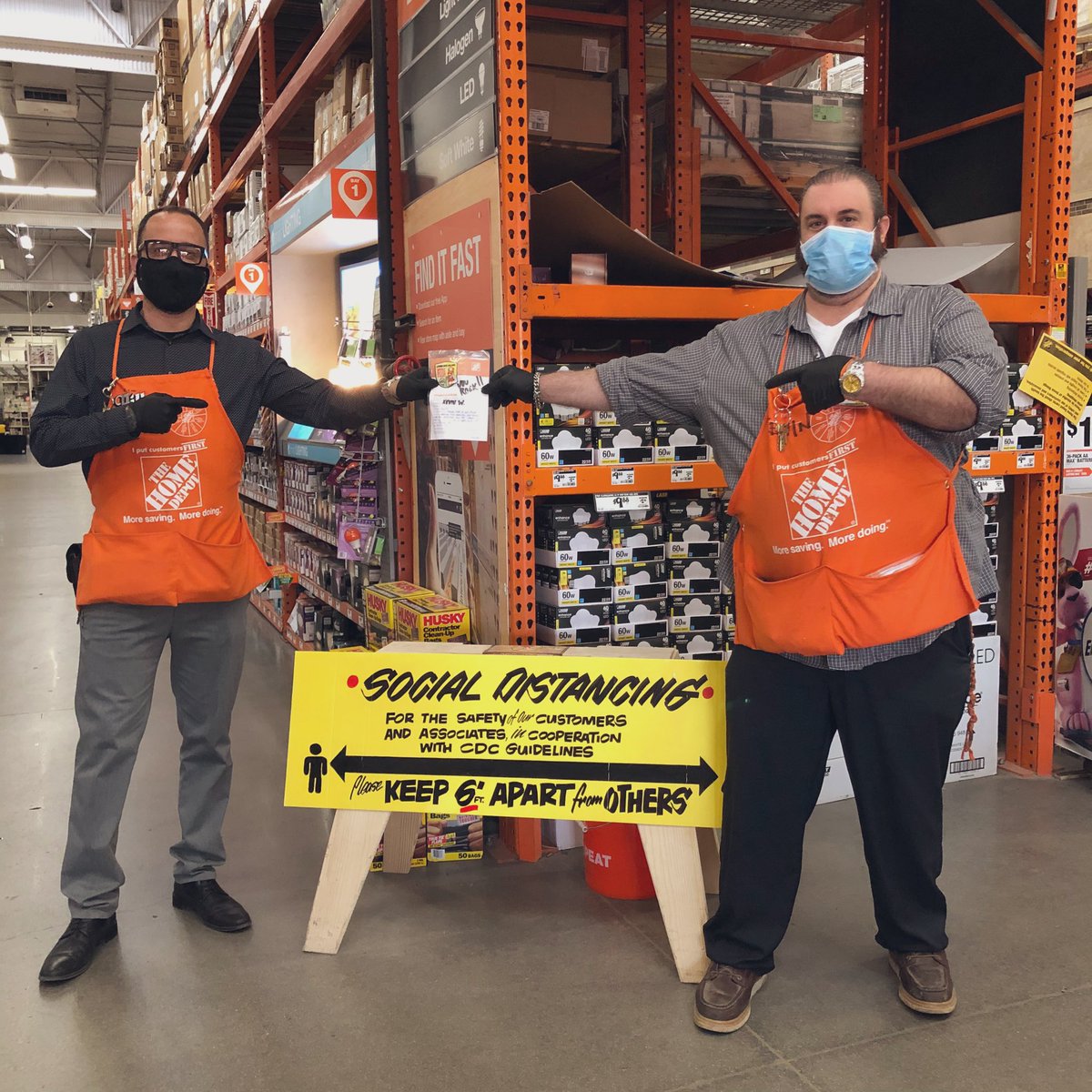 Riverside 6619 (@6619riverside) on Twitter photo Outstanding job and Homer Award 🥇 goes out to D30 DH Kevin for “Taking Care Of Our People” his daily practice of social distancing is keeping our associates & customers safe while being in the store. Thank you for leading sir! <a href="/HDThomasBarnett/">Thomas Barnett</a> <a href="/JabarrBean/">Jabarr Bean</a> <a href="/LisaFerence/">Lisa Ference</a> Outstanding job and Homer Award 🥇 goes out to D30 DH Kevin for “Taking Care Of Our People” his daily practice of social distancing is keeping our associates & customers safe while being in the store. Thank you for leading sir! <a href="/HDThomasBarnett/">Thomas Barnett</a> <a href="/JabarrBean/">Jabarr Bean</a> <a href="/LisaFerence/">Lisa Ference</a>