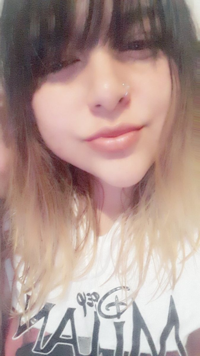 iLeoncita's tweet photo. #Flequito 💜🔥 https://t.co/M8RPmypZXI