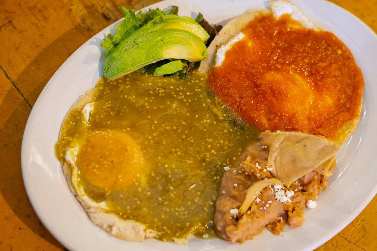 CocosKitchen1's tweet photo. Huevos divorciados / Divorced eggs 🍳

#CocosKitchen #PuertoVallarta #Brunch #ZonaRomántica https://t.co/Z4rdDeyfZP