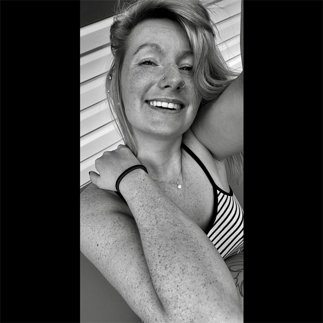 freckles1025's tweet photo. More the freckles the better naked .🤷🏼‍��️😈 https://t.co/ACspyZciPE