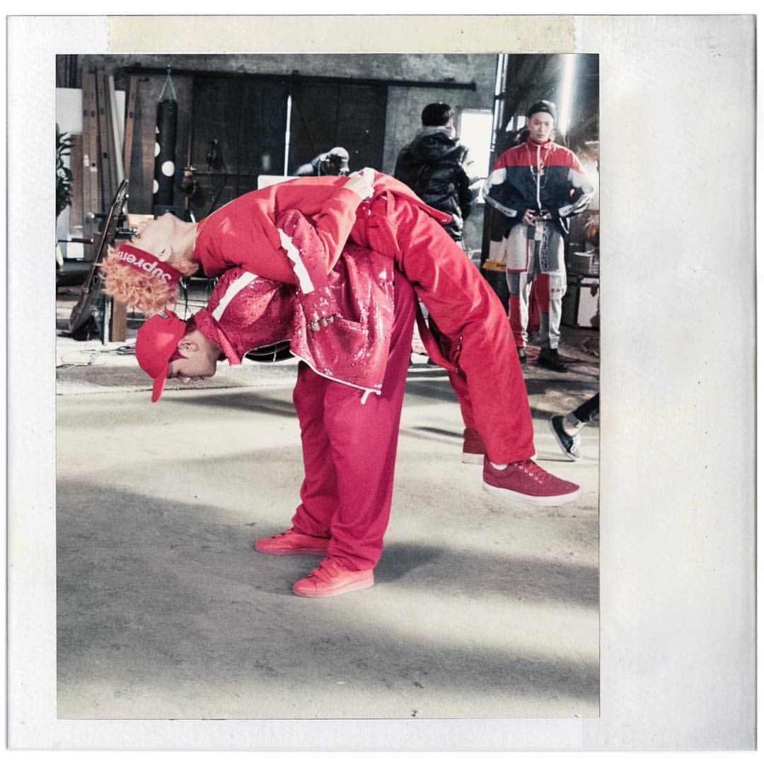 fotos de la era limitless pq son superiores, a thread