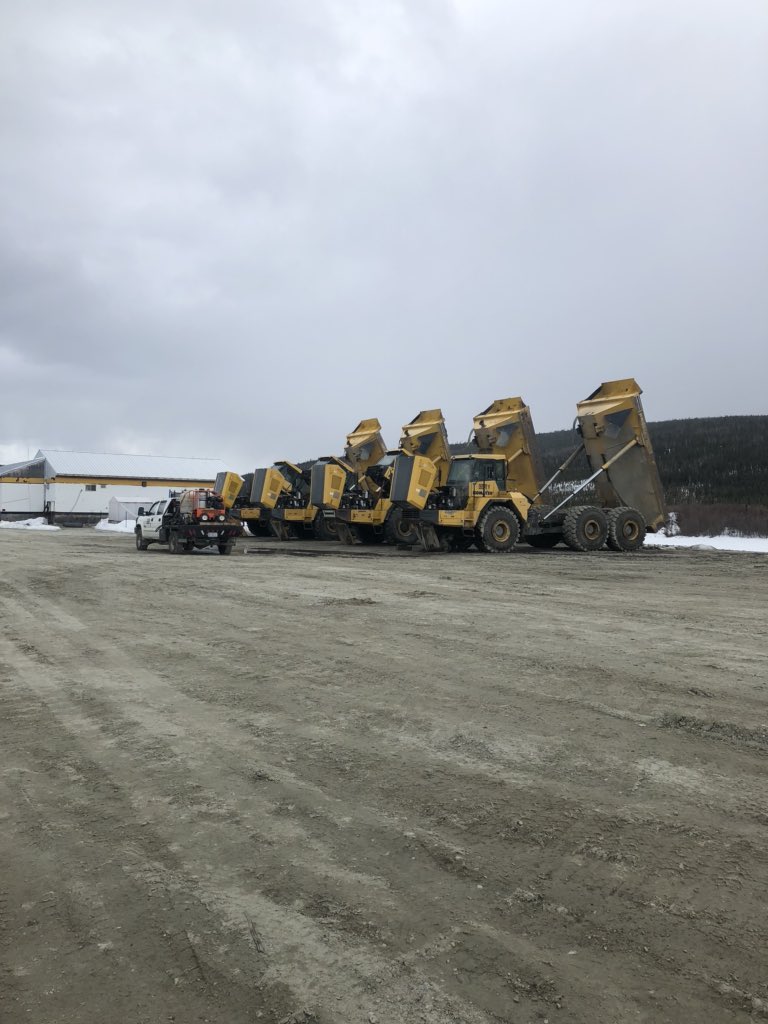klondikeguy's tweet photo. Bathtime for the haulers. https://t.co/K63mcnhn45