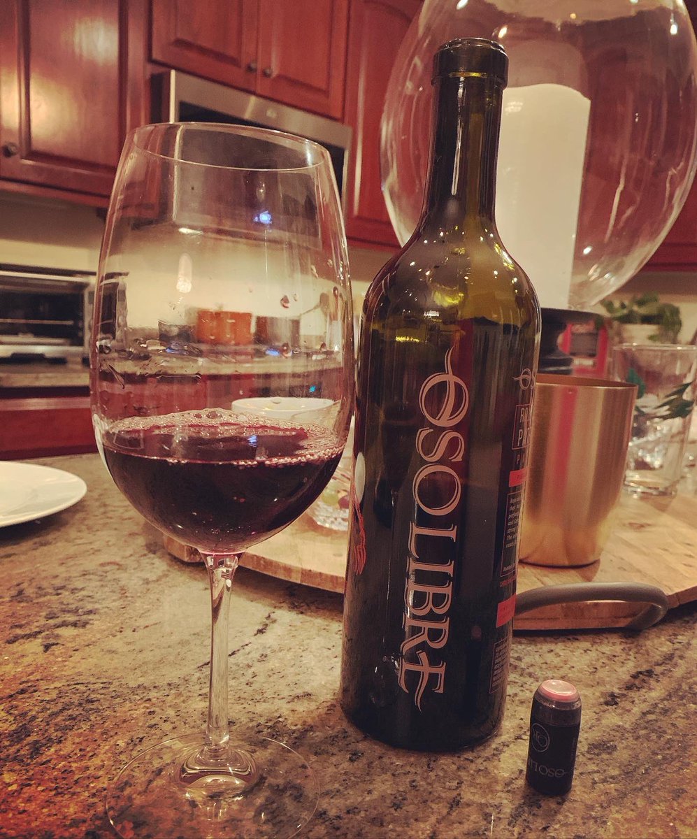 GDBJr5's tweet photo. @lesliegudel thanks 4 introducing me 2 @OsoLibreWinery #RojoDelPetron OUTSTANDING! @PasoRoblesWine @pasowinery @nvwineandcigar https://t.co/5Gizq4e14H