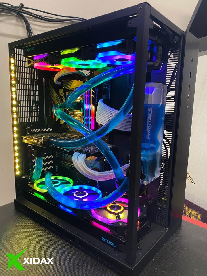 Custom Water Cooling: Soft Tubing vs Hard Tubing