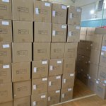 「定価800〜1500円のもの全品300円で販売します」北海道土産菓子・売り切れ続出!