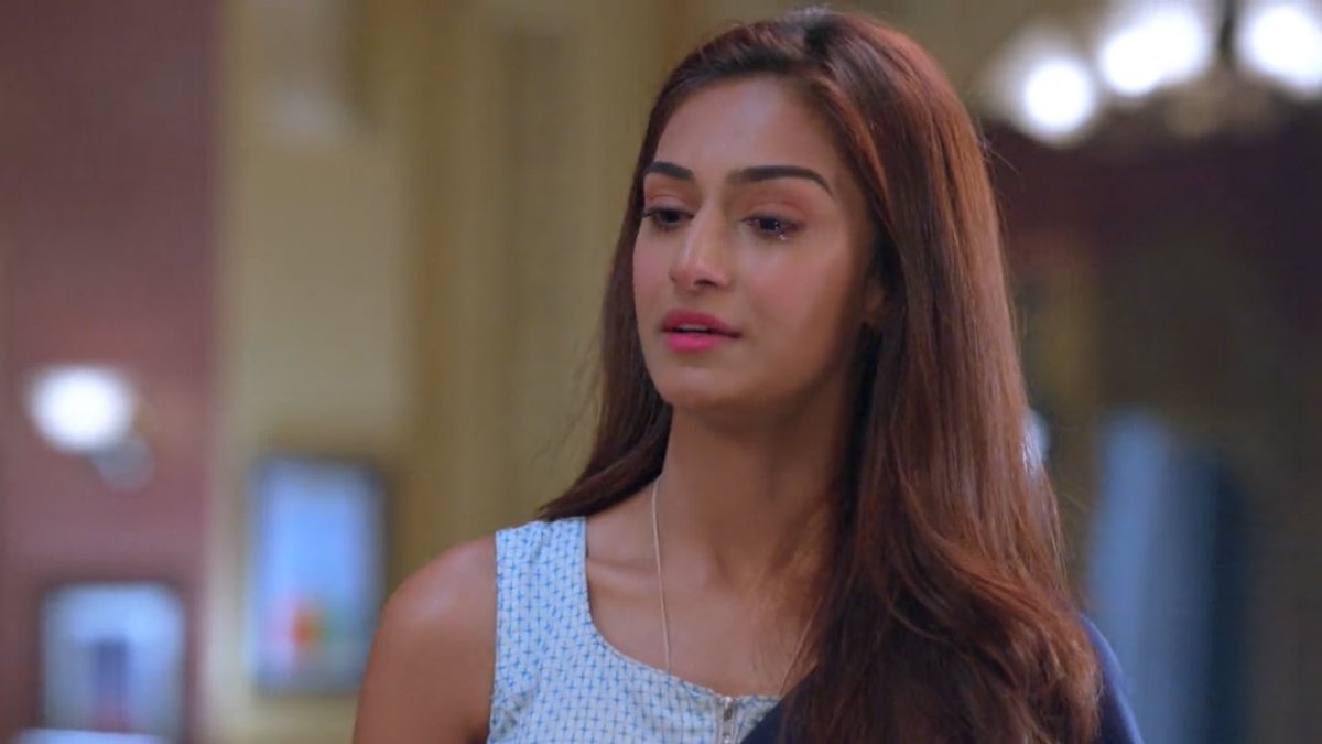  #Prerna didn't give up infront of Mr.Bajaj until she saw the worst possible scenario of AB's life was abt 2take place.Then she went to Mr.Bajaj roared like a lionessPrerna agreed with Mr.Bajaj's deal but never surrendered to him. #KasautiiZindagiiKay  #EricaFernandes  @IamEJF