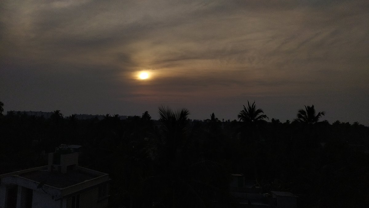 _yasharya_m's tweet photo. Theme:- Sunset
#MARPOINTS #MAKAUTWB https://t.co/ZpBnEdvKW8
