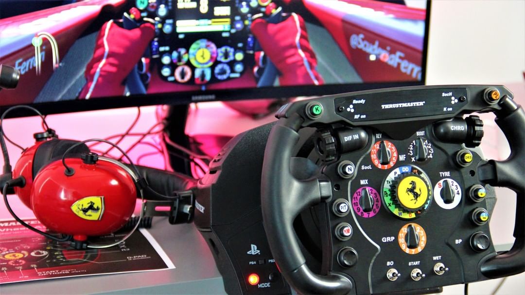 Scuderia Ferrari Race Kit #Thrustmaster | Desperta o piloto de F1 dentro de ti e prepara-te para todas as corridas #VirtualGP! #F1Esports #gaming #Playstation #PCGamer