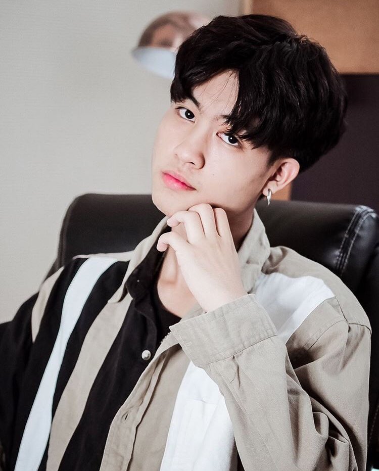 apick_viewer's tweet photo. คุนจี๊ป~
#draft #apick_63 #apick🧡
#BB21 #beatboys21 #jeepbb21 https://t.co/GdiqHkzkn7