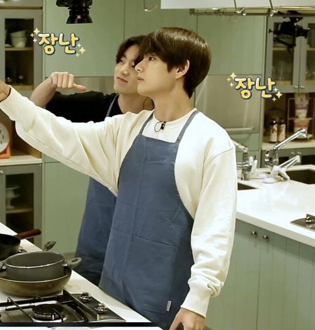 For context here’s the cropped part saying they were taking a selca vs the full thing