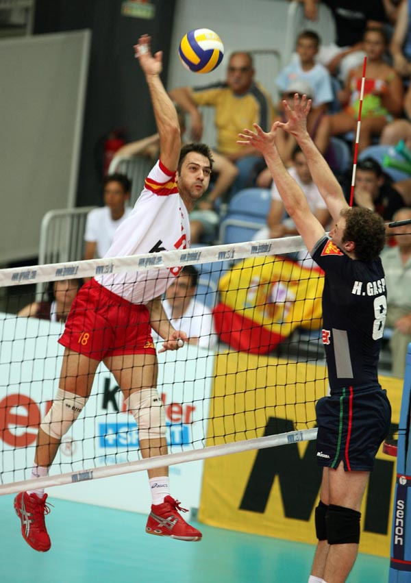 Real Federación Española de Voleibol tweet media