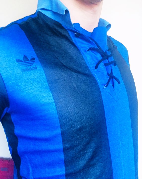   #LockdownKits Day 30: German non-league, the campaign for the return of lace-up collars starts here.