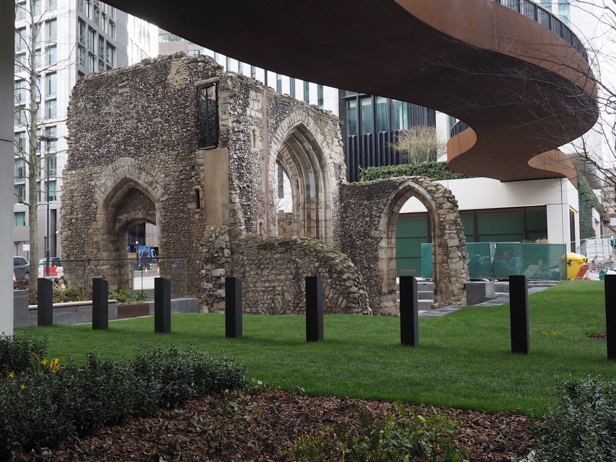 Other night I got this mixed up (because its not on my base list for some reason) with Elsing 'Spital, just behind the Cripplegate, which was only founded in the 14thc and had a number of orders running it. Near St Alphege church, the ruins of which have been recently re-exposed