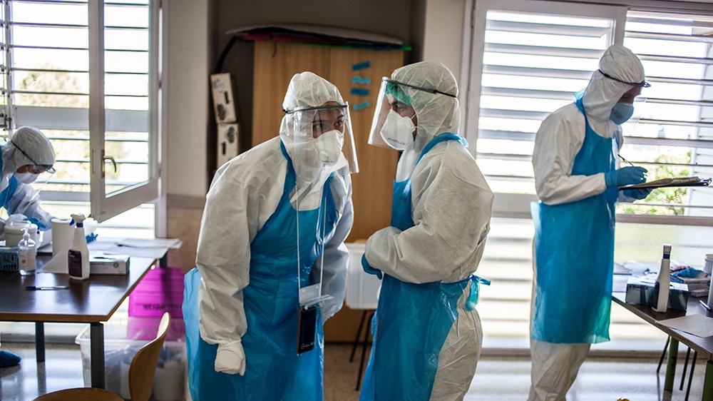 "These are both emergencies where people's lives are at risk. We wanted to help."

As Spain battles #coronavirus, these refugee rescuers are now volunteering in nursing homes aje.io/tl6z3