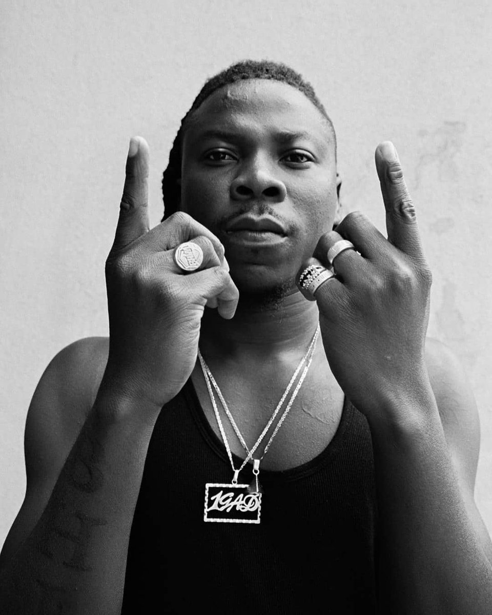 StonebwoyLyrics's tweet image. Who born this man wey
He come to give me life, give me life
Who born this man wey
He come to save my soul, save my soul
Who born this man wey
He come to give me joy, give me joy
Conquering lion of Judah... #SameGod

2 days more to #AnlogaJunctionAlbum 

Rt if you are excited 🔥🎵