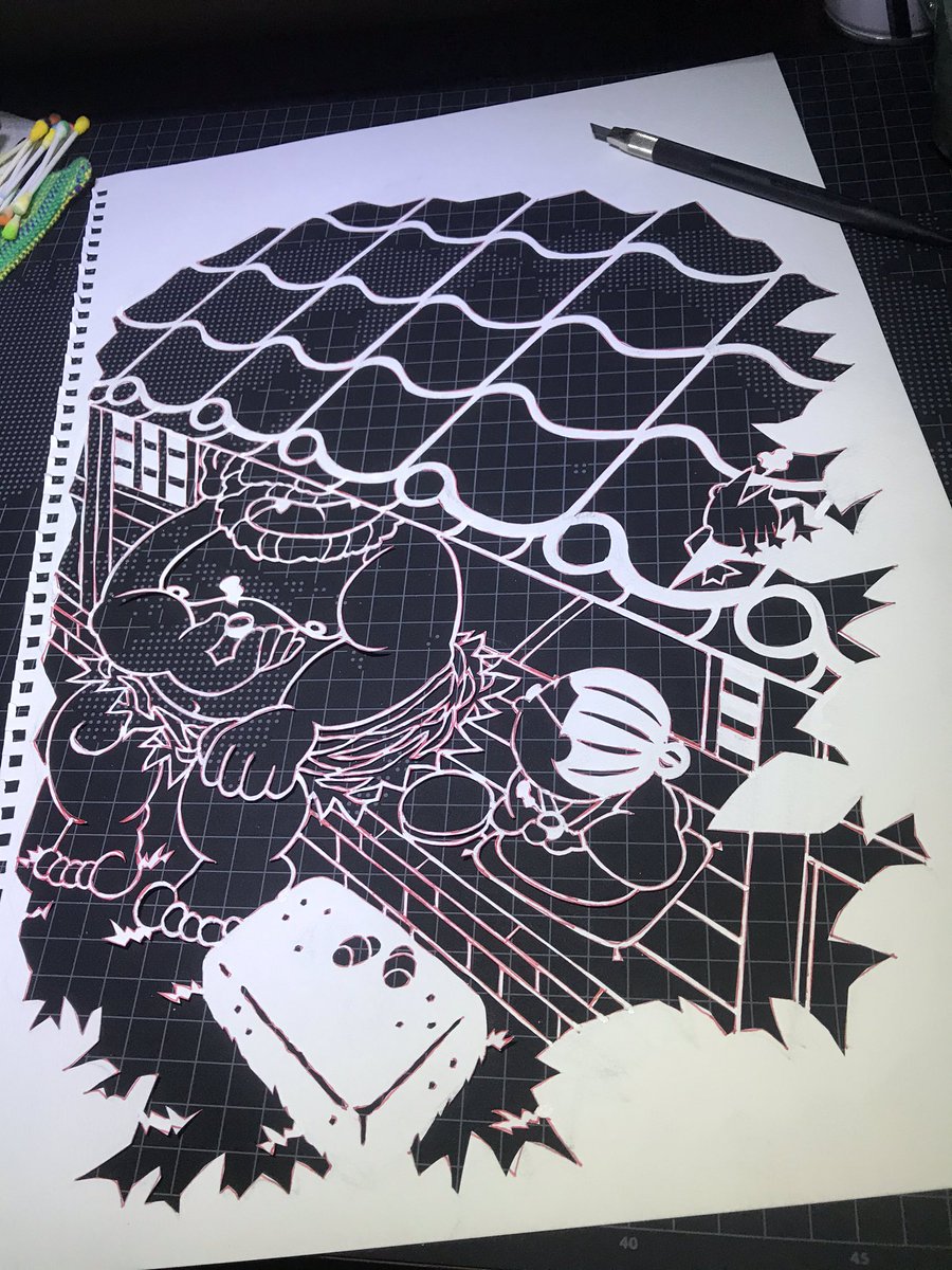 あらい太朗 絵本の原画を制作中 このシーンは 縁側でお茶を飲む お婆ちゃんと雷様です 9割方出来ました 細かすぎて 気が遠くなります 笑 今日はここまで