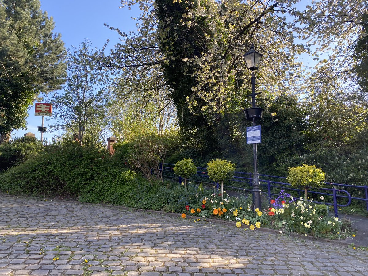Alderley Edge Station Volunteer Group tweet media