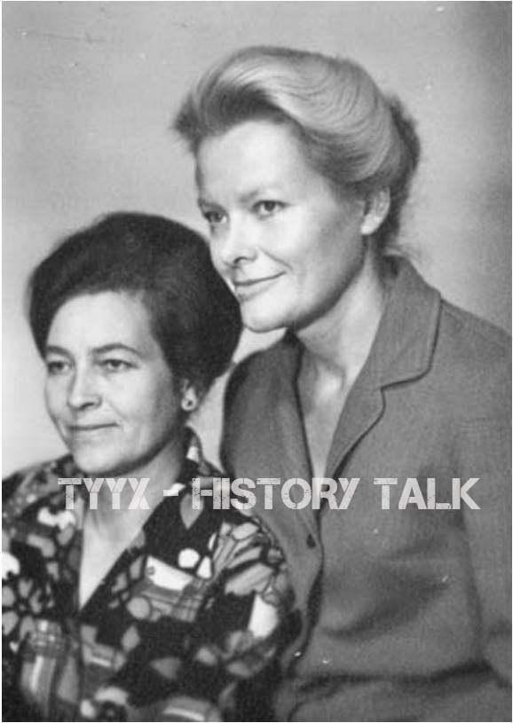 #түүх Эгч дүүс уулзсан нь. С.Доржпалам (зүүн гар талд), Наталия Симукова нар "шар Дамдинсүрэн"-гийн охид юм. Москва хот, 1972 он.