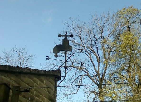 PlantNetwork's tweet photo. Spotting things around the PlantNetwork office that I've not noticed before on my daily #walkforexercise. Take this wind vane - on a local sewage plant!
Thanks to everyone who is working to make sure we have water during this extended dry spell. https://t.co/khr33CDWnY
