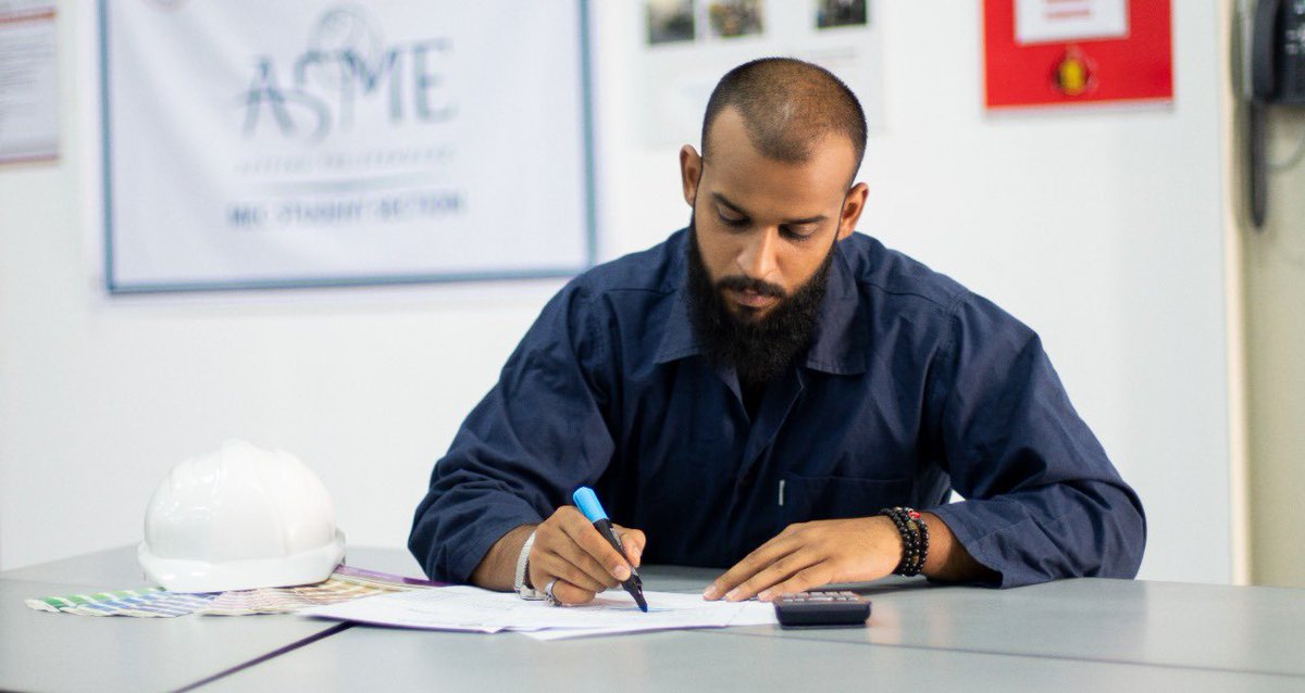 MEC_Oman's tweet photo. Remember: Nothing is impossible- believe in yourself. #stay_positive
#Tell_us how are you doing today...? ๐๐๐ป
#MyMEC #MECians #MECLife #HopeOverFear #StaySafeforOman #MECSocialSustainability #MECSocialDistancing https://t.co/cZ1UUguqtI