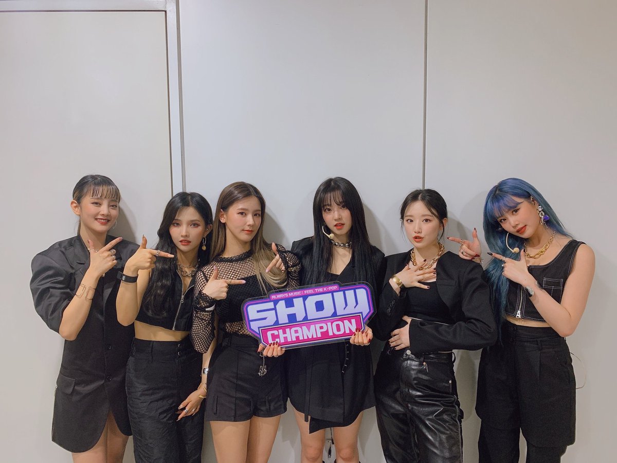 i_dleph's tweet photo. [📸] 20200422

Show Champion Twitter Update with #GIDLE  

#여자아이들   @G_I_DLE 
#_trust #Ohmygod https://t.co/urLM0OtSA5