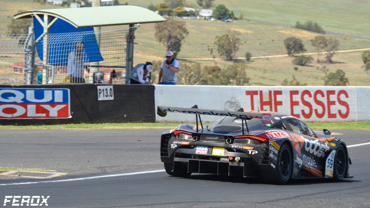 FEROX_36's tweet photo. @IntercontGTC @customerracing @Bathurst12hour @pirellisport @alvaroparente @BenBarnicoat @tom_blomqvist @FraserRossR @martinkodric @boostmobile @drewgibsonphoto Got to capture it at the @Bathurst12hour! Great looking race car! https://t.co/dohf5CiRDQ