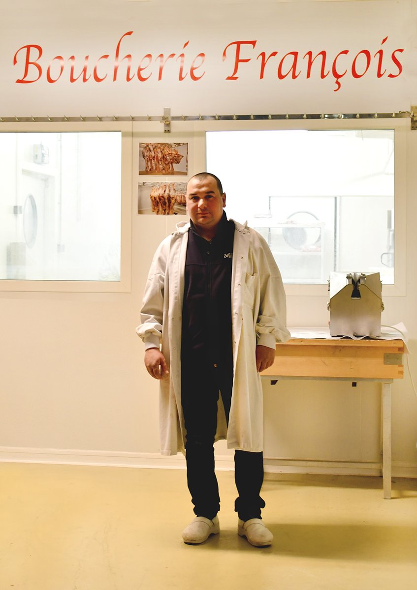 EN ACTION SUR LE MIN | BF VIANDES adapte ses conditionnements pour répondre à une nouvelle demande, celle des supérettes.
> min-grenoble.fr/actu.php?id=241

<a href="/Marchesdegros/">FMGF</a>
 #bfviandes #mingrenoble #covid19 #bouchers #ishere