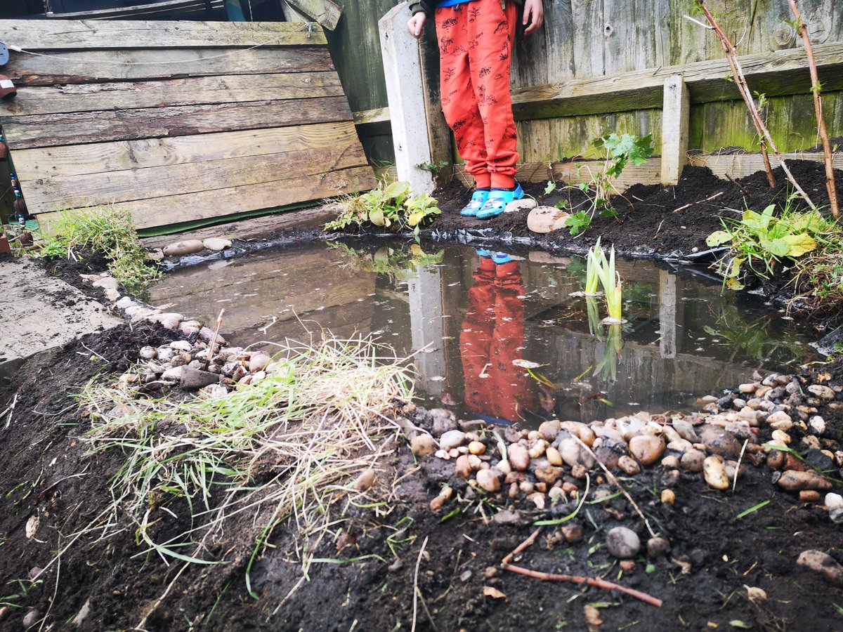 Our colleague, Rachel has been busy! She’s built a wildlife pond - which is full of tadpoles already . Her 2 children have planted wildflower seeds around the edges and built a nest box & butterfly café, making great homes for wildlife 1/2  #EarthDay2020  