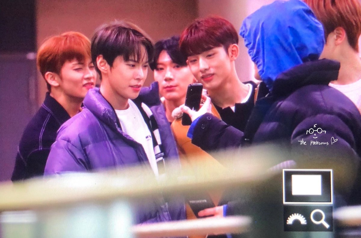 แทยงมีอะไรมาให้เพื่อนดูตลอดเลยว่ะ