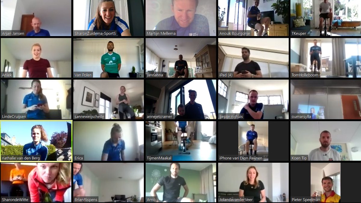 We doen er alles aan om thuis fit te blijven. Kijk maar! 👇🏼Met al onze collega’s zijn we in beweging. Met dank aan de bureaufiets van Zwolse deelfiets en <a href="/PECZwolle/">PEC Zwolle</a> aanvoerder <a href="/bramvanpolen/">Bram van polen</a> . Lekkere workout om de dag te beginnen.🚴🏻🏋🏽