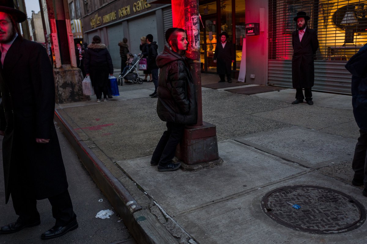 «Peste à l'échelle biblique» 
Plague on a Biblical Scale: Hasidic Families Hit Hard by Virus 
Prehistoric means VS. Modern #virus  

nytimes.com/2020/04/21/nyr…

<a href="/liamstack/">Liam Stack</a> <a href="/GlobalRabbi/">Avraham Berkowitz</a> <a href="/DrRosanel/">Dr. Sarah (Rosine) Rosanel, MD, FACC</a> #COVID19 #NYC <a href="/AJCGlobal/">American Jewish Committee</a> <a href="/NYJewishWeek/">The New York Jewish Week</a> <a href="/JTAnews/">JTA | Jewish news</a> #COVID2019 #coronavirus #hope #love