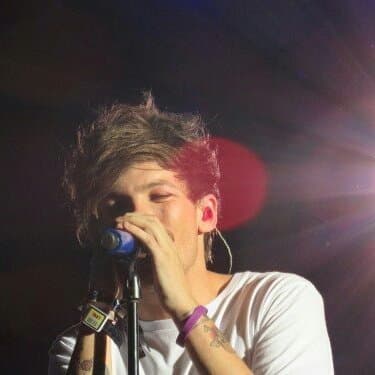 bestlouispics5's tweet photo. legend https://t.co/Iy3RiGaA5X