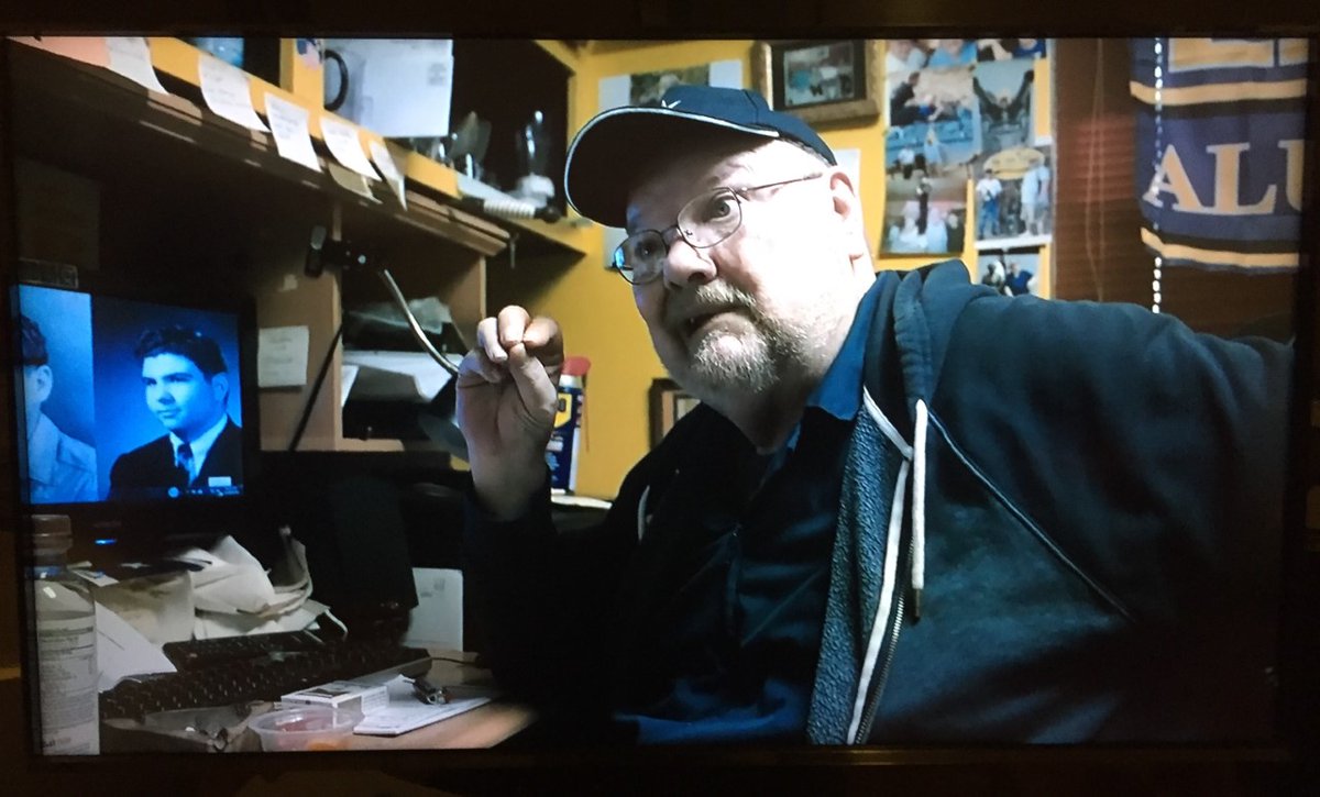 So the spotlight remained on  #forensic  #odontology &  #bitemark analysis in the 2nd episode of  #TheInnocenceFiles on  @netflix ( https://bit.ly/3bbP8so ). Dr Michael West's on-camera interview was something else ...1/ 7  #pathology  #medicine  @JJPJ @FFLMUK  @innocence  @radleybalko