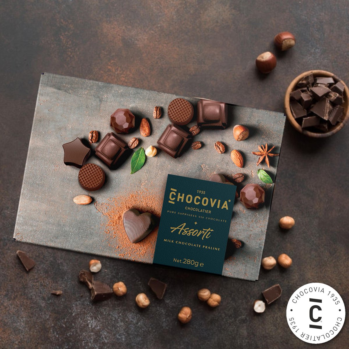 ChocoviaC's tweet photo. En özel zamanların çikolatası; Chocovia Chocolatier.
Mutlu anlarınızı özel kılın!
#chocovia #chocolatier #beşlerkuruyemiş #çikolata #truffle #draje #chocolate #specialchocolates #chocolatelovers https://t.co/mW7kl4fD2N
