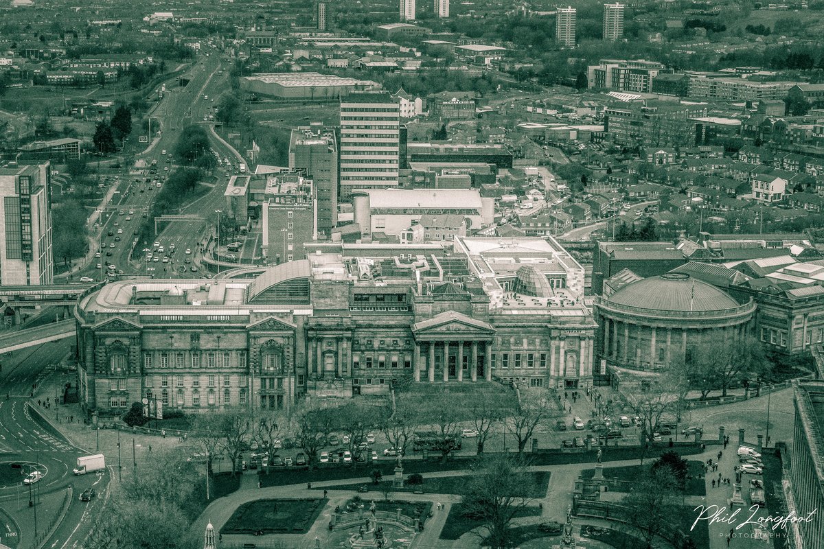 Liverpool from the air Feb 2019 - Views from @stjohnsbeacon 
@LivEchonews @ExploreLpool @VisitLiverpool later @CultureLPool @angiesliverpool @RadioCityLeanne @RadioCity967 @YOLiverpool @LiverpoolTweeta #architecturalhistory #cityscapes #stayathome #StayAtHomeSaveLives