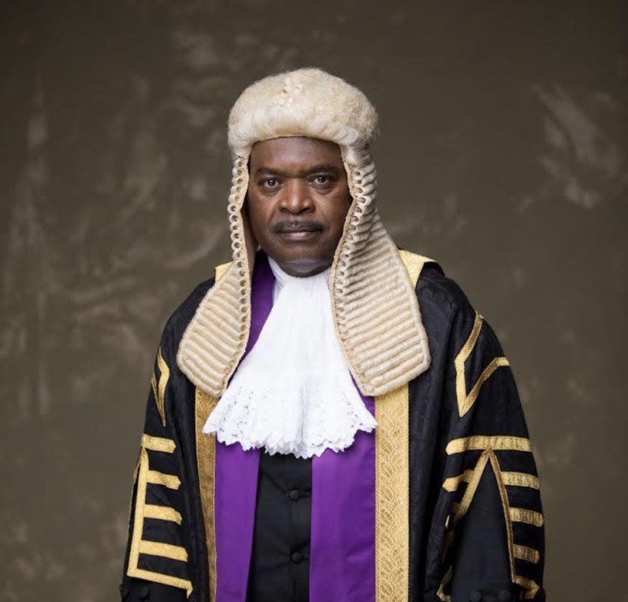 CallToBarNG's tweet photo. UPDATE: The FCT Chief Judge, Hon. Justice Ishaq Usman Bello has freed 70 prisoners from Kuje Correctional facility to protect against the spread of coronavirus. https://t.co/ixhsNfx6O1