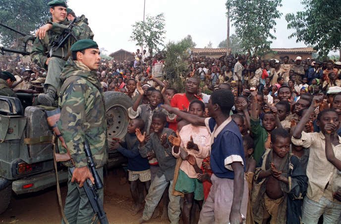Génocide au Rwanda Génocide peu étudié durant notre scolarité. La France a eu pourtant un rôle majeur dans ce génocide ( soutien aux Hutus.. ) 800 000 morts au total.