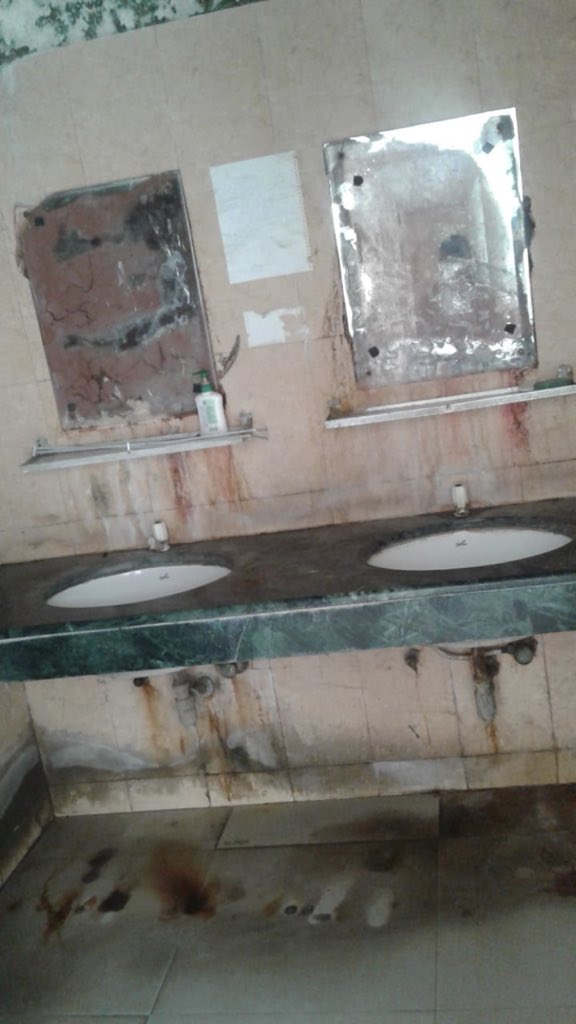 Deepak_Dhankhr's tweet photo. @DMSouthWest1 Sir , Chaudhary Brahm Prakash Ayurveda Charaka Sansthan Hostel condition is very pathetic 🤮 😞 . https://t.co/hNPsTOXRI8