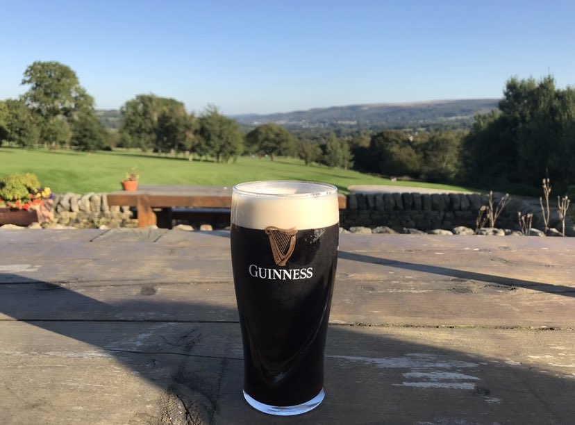 MarkTylerGolf's tweet image. Does it get any better? Post round @GuinnessGB sat on the patio @brackenghyllgc #addingham #golf #summer19 #pictureoftheday