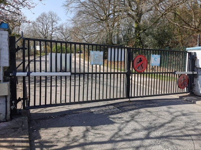 ConceptFS's tweet image. We were approached by Blackwood Business Park to upgrade the existing Gate automation &amp;amp; Access Control systems.

Learn more : bit.ly/3cFzXrt

#security #wales