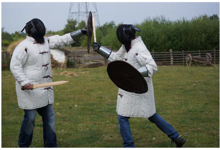 EvAntNews's tweet photo. skillfully used in battle, and not just ceremonial: a new practical approach suggests a more functional use of #swords in the #bronzeage

https://t.co/Us1AWoIrWW

(Picture: Hermann et al., 2020) https://t.co/iBb0WNpk8e